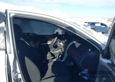 2012 Toyota Corolla S z USA, uszkodzony, nr VIN 2T1BU4EE9CC876035